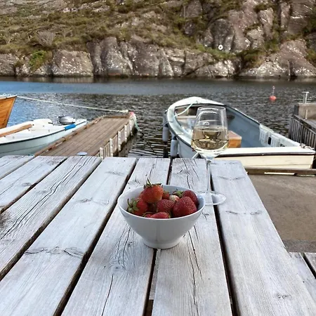 Feriehus Hus Ved Sjoen Pa *